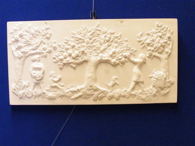 Astri Bergman Taube wallplate in clay! Original.