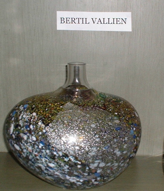 Bertil Vallien exclusive Art glass piece!